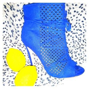 JustFab Blue Suede Open Toe Booties